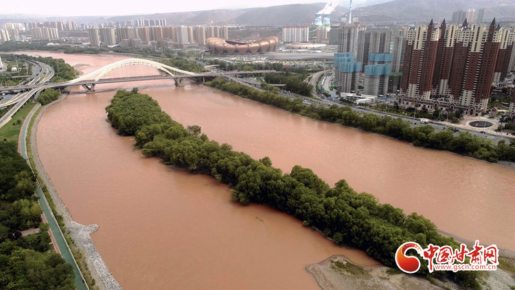 【焦點圖】【隴拍客】雨後蘭州：潮平兩岸闊 黃河向東流_fororder_1