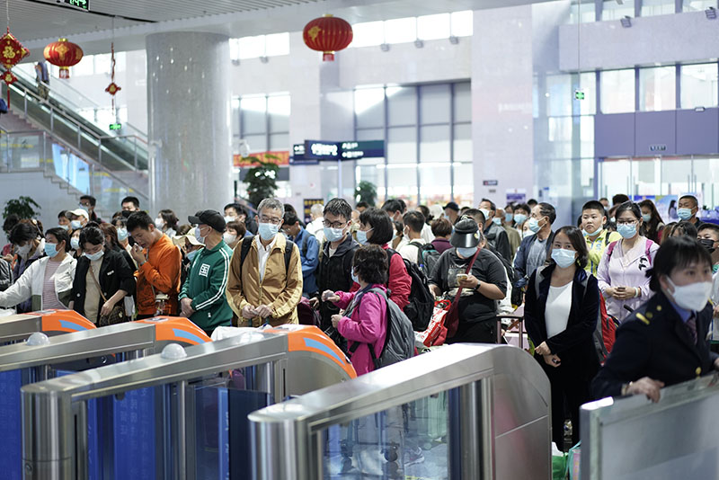 雲南麗江至西雙版納列車上座率超過九成