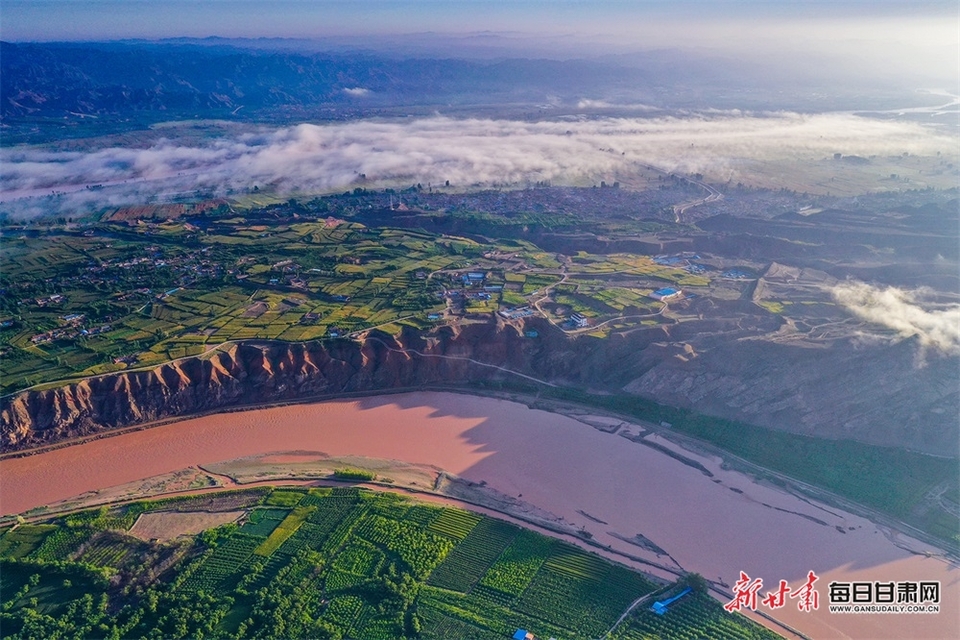 白銀：紅日東升雲蒸霞蔚，雨後景泰現壯美田園畫卷_fororder_8