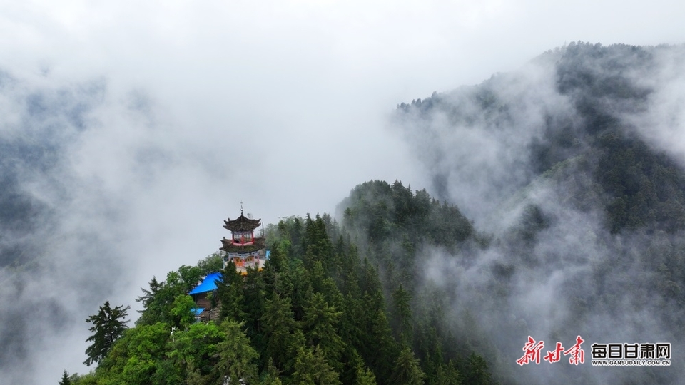 【大美甘肅】蘭州榆中興隆山：山色空蒙雨亦奇 雲煙縹緲似畫卷_fororder_1