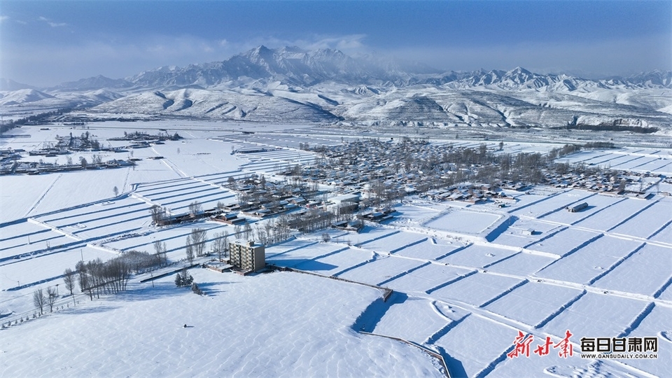 【輪播】張掖：祁連落雪山山美 民樂披銀處處景_fororder_1