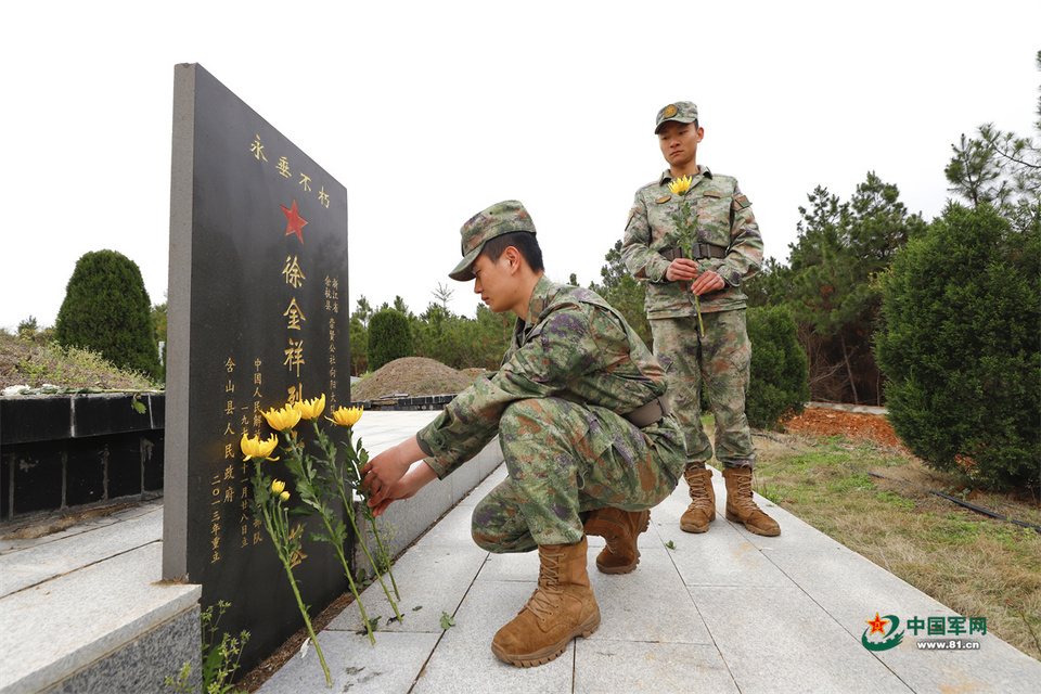 清明憶英雄：與“拓荒者”跨越50年對話，“奮進者”這樣説