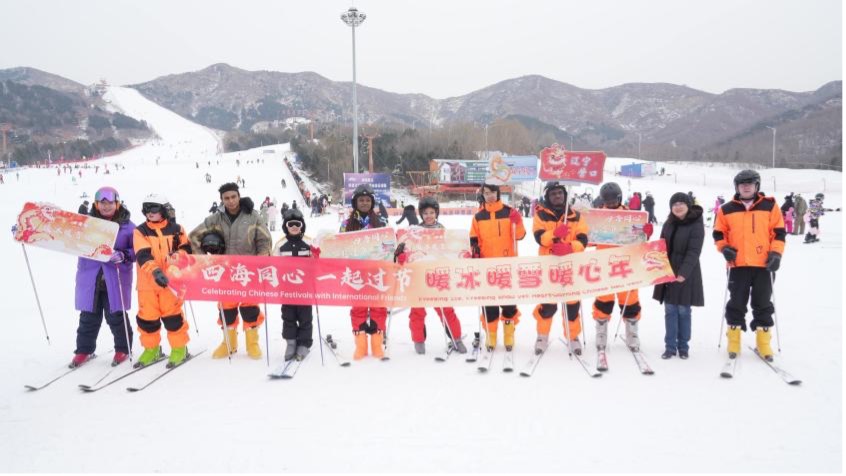 伝統的な市巡りに氷雪遊び、溫泉、遼寧のご當地グルメまで。中國ならではの春節を體験_fororder_圖片 4