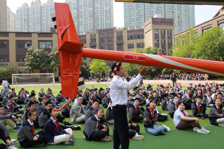 合肥市習友路小學開展“中國航天日”科普宣傳進校園活動_fororder_圖片3