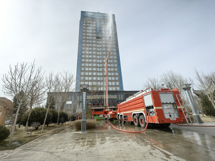 【原創】甘肅玉門消防救援大隊組織開展高層建築火災撲救實戰化拉動演練_fororder_3