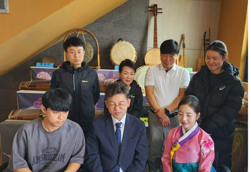 중국 옌타이-한국 부여군 국제 자매 도시 '음악으로 만나는 친구, 함께 모색하는 미래' 온라인 교류 행사 개최_fororder_圖片3