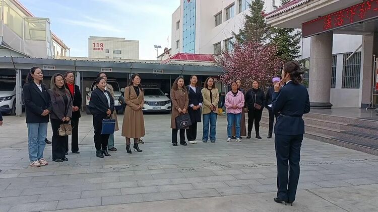 【原創】以法之名 檢愛護芳華  ——甘南州合作市人民檢察院會同合作市婦女聯合會舉辦檢察開放日活動_fororder_圖片1