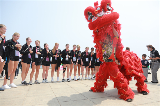 54 Teams Get Their First Glimpse of Dalian's Cityscape_fororder_圖片4