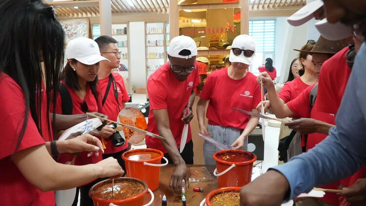 19國在蘭來華留學生探訪山丹艾黎紀念館與培黎學校國學館_fororder_WechatIMG637