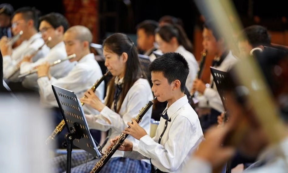 秦安縣慶祝中華人民共和國成立75週年暨廣州小天使“尋根祭祖·樂動龍城”交響音樂會掠影_fororder_25