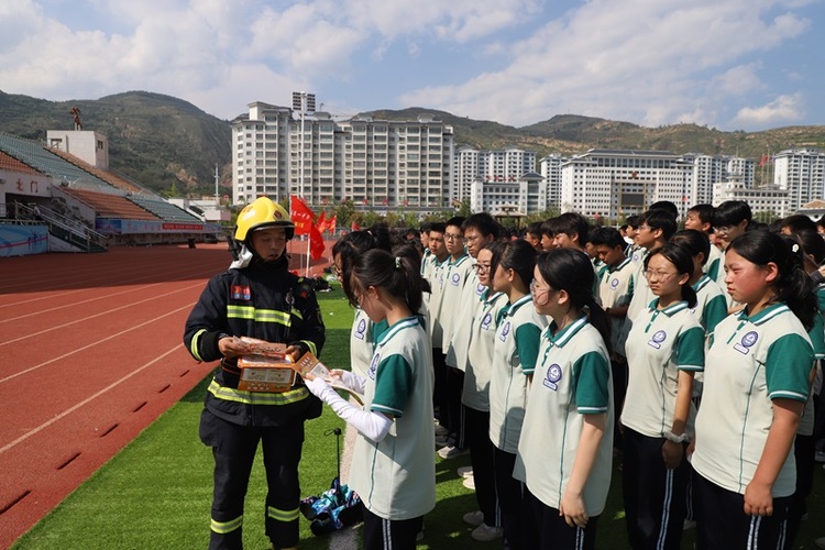 【原創】甘肅隴南禮縣消防救援大隊開展消防安全“進學校”宣傳活動_fororder_2024090409481090