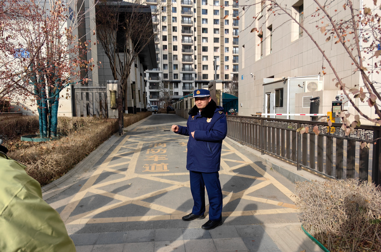 酒泉肅州區組織召開暢通消防“生命通道”暨高層住宅消防安全管理達標創建現場會