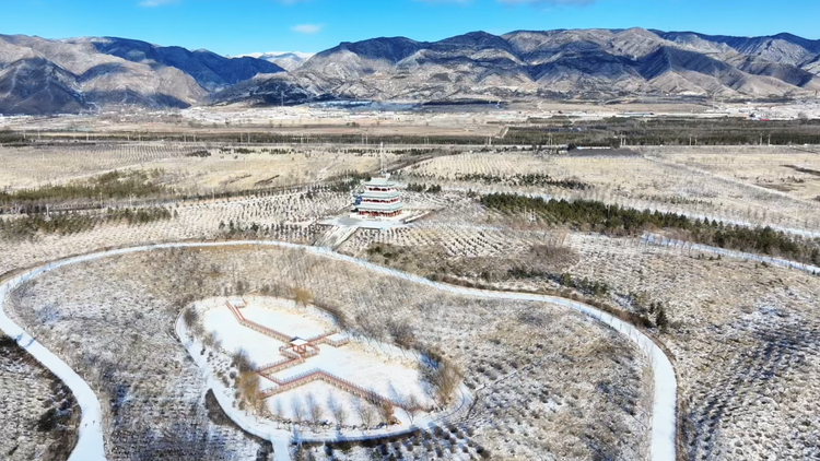 哈拉沁吉沙公園：廢棄採砂場變身生態休閒新地標