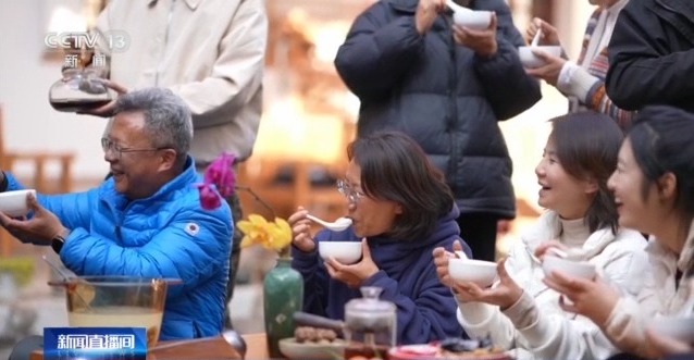 四喜湯圓的“標配”是普洱茶？一起品茶湯裏煮出的圓圓滿滿~