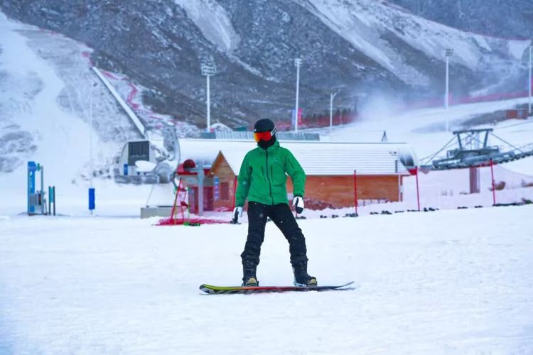 冰雪盛宴 迎客狂歡 快來內蒙古過浪漫冬日