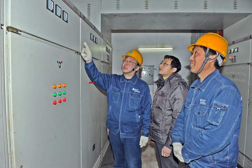 Power Supply Company in Jiaozuo City, Henan Province Safeguards the Development of New Quality Productive Forces in Rural Breeding with Reliable Power Supply