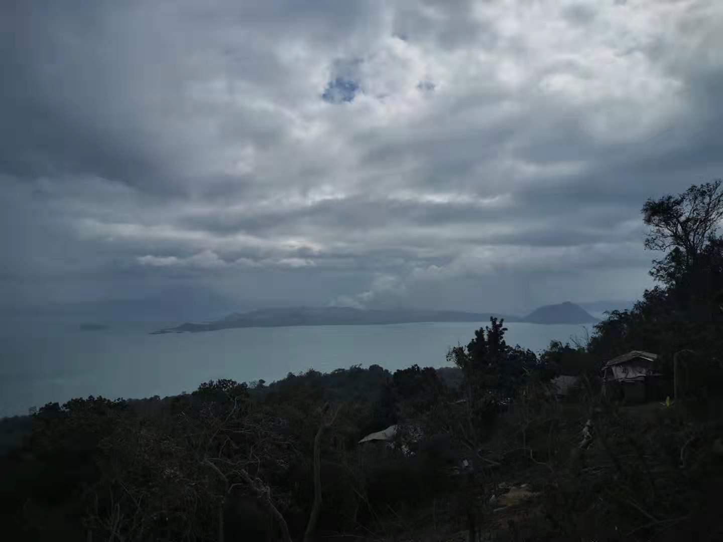 受塔阿爾火山噴發影響 40126人撤離到189個疏散中心_fororder_微信圖片_20200115085859
