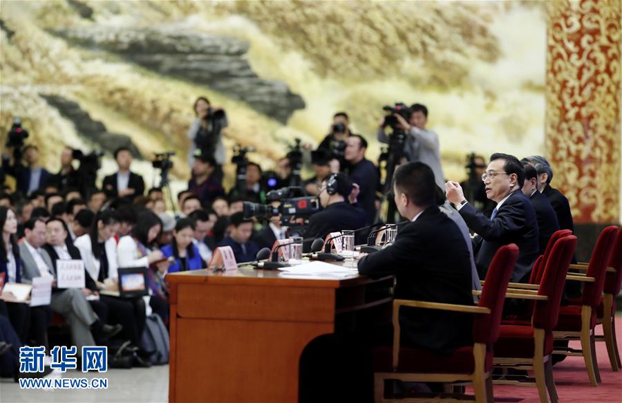 李克強總理會見中外記者
