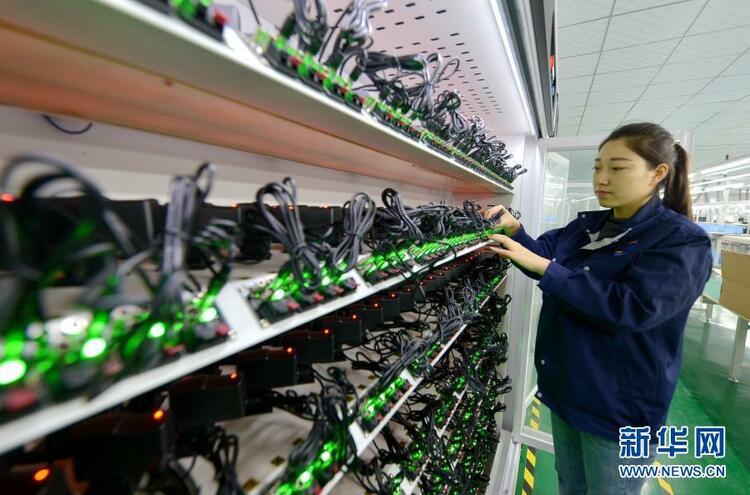 外媒報道中國10月份工業增速超預期 預言中國經濟增長將進一步加快