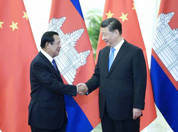 習近平會見柬埔寨首相