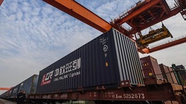 港媒連續轉發四篇“一帶一路”央視快評：《更加開放的中國與世界同享進步繁榮》《以創新理念，繪製精謹細膩“工筆畫”》《登高望遠 攜手前行》《推動共建“一帶一路”走深走實》