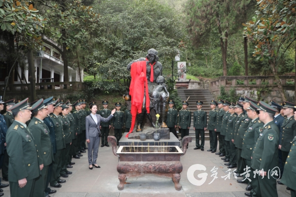 貴州遵義：清明祭英烈 老區傳軍魂