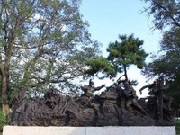 穿越時空的思念——社會各界祭奠抗美援朝英烈側記_fororder_M1_20130121_00004