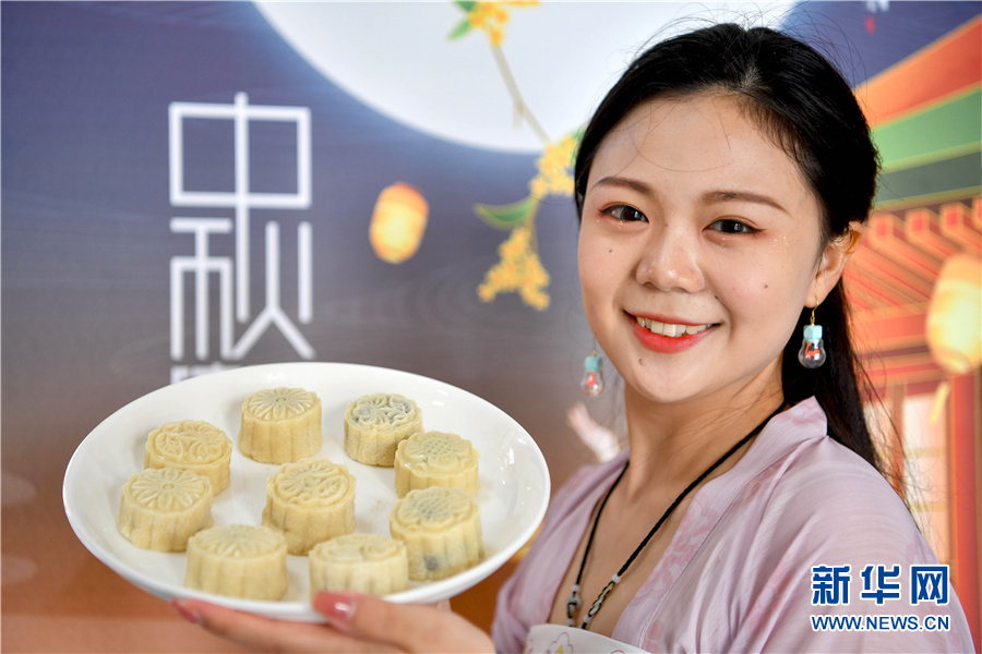 安徽亳州：做月餅 制燈籠 迎中秋