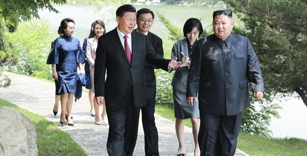 習近平會見朝鮮勞動黨委員長、國務委員會委員長