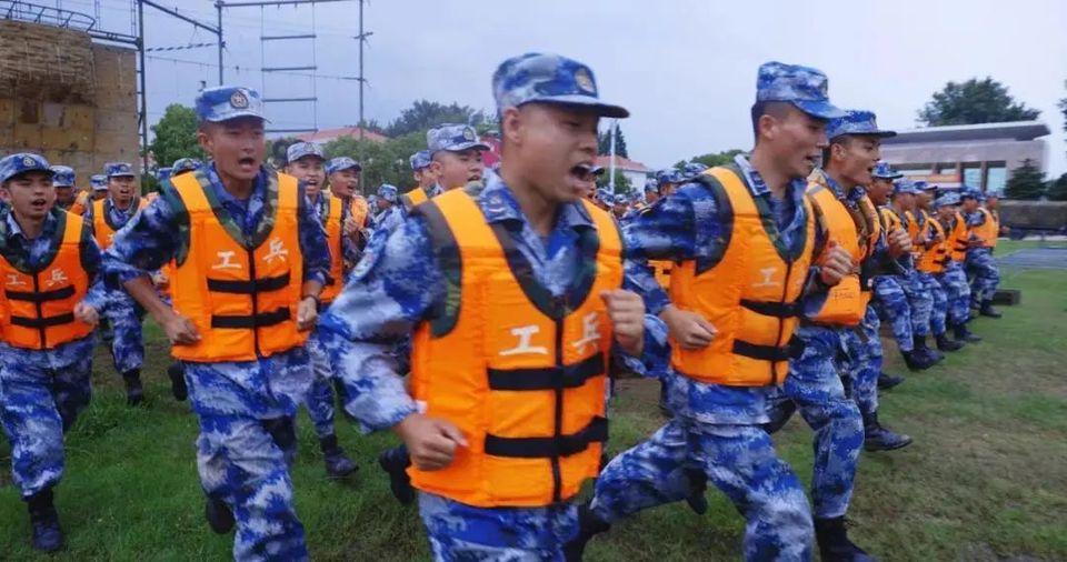 哪有困難，哪就有中國軍人！