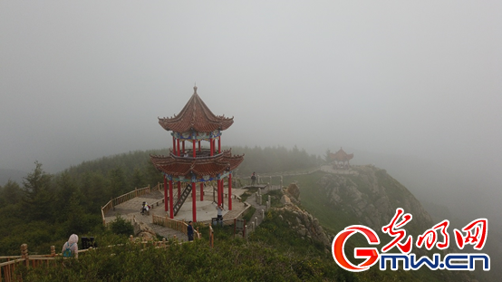 旅遊産業續寫蘇木山人工林場綠色傳奇