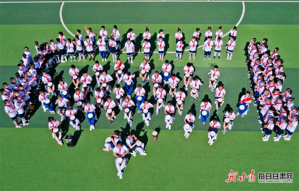 【教育】張掖甘州區青年東街小學：多彩文藝演出迎“六一”_fororder_5
