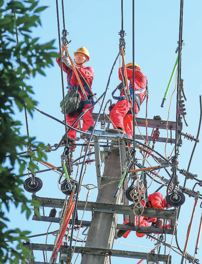 今年6月營收、凈利潤同比增速雙雙轉正 央企“期中考”顯運營成色（銳財經·年中經濟觀察⑨）_fororder_1595962909608_1