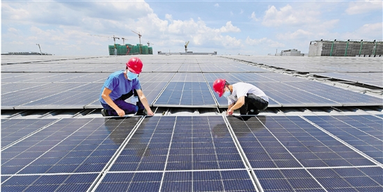 小鎮屋頂産綠電 一年減碳超3.3萬噸_fororder_1