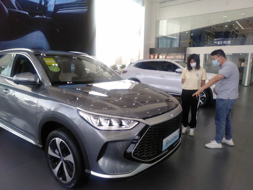 包頭：組合發力釋放更大潛力 新能源汽車消費呈高增長態勢_fororder_1