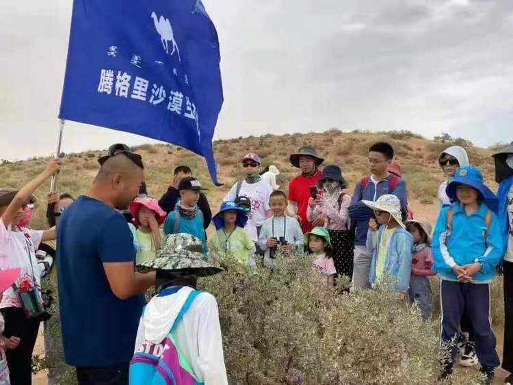 內蒙古騰格裏：牧民在沙漠中建起兩座天文臺_fororder_6