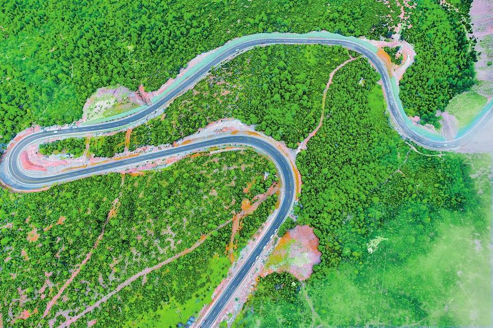 雲南虎香公路建設有序推進_fororder_82b