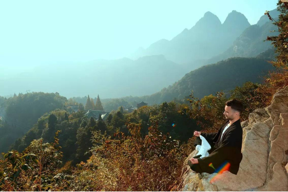 Nicolas from France: A "Happiness Coach" in Chengdu to Bring Happiness to Everyone_fororder_圖片3