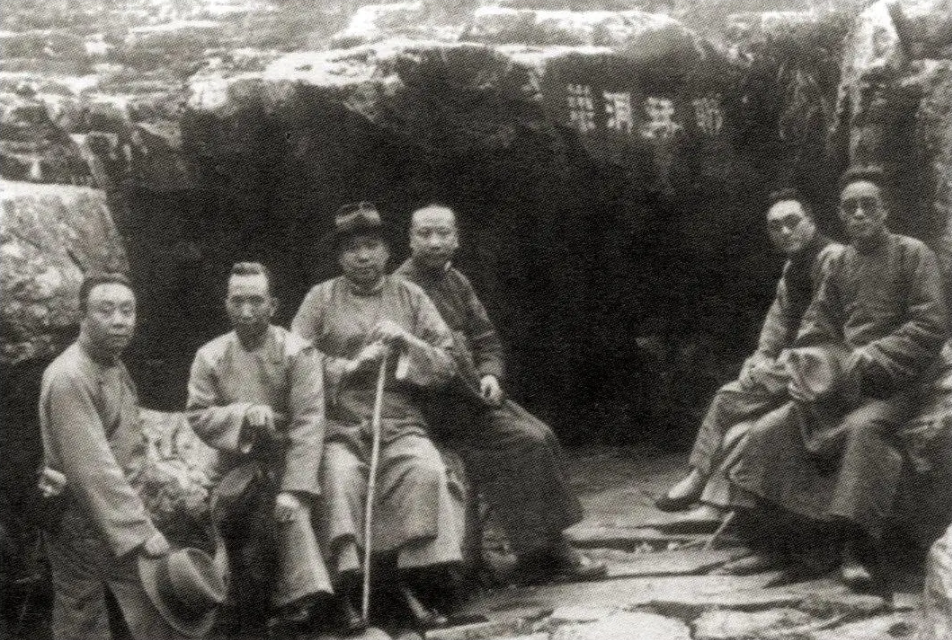 古琴泰斗吳文光到昆明西山拜謁琴人墓_fororder_2