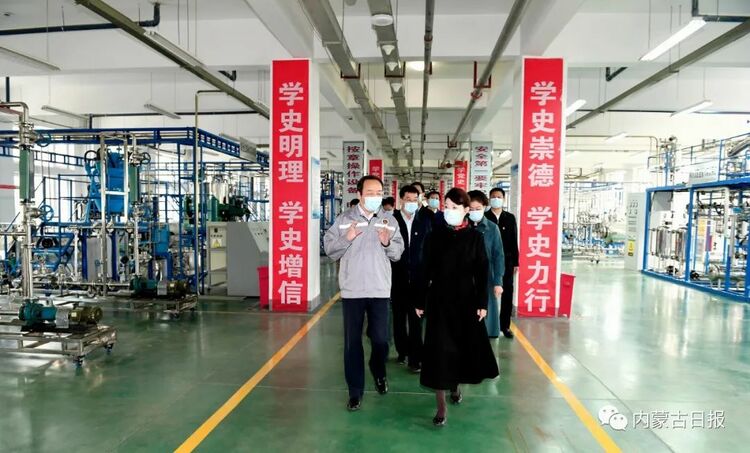 王莉霞調研高職院校 研究部署職業教育高品質發展工作_fororder_1