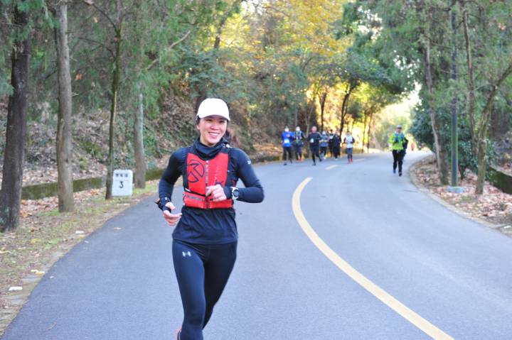 第七屆金華山之巔・百公里越野挑戰賽開賽_fororder_1671365890673_639f0502159bb80b9952f1a7