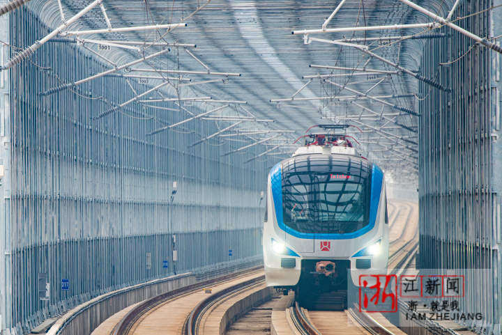 台州：國內首條PPP模式市域鐵路正式通車_fororder_1672212175980_63abeecf159bb80b995412d8