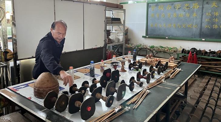 畢首金：38年的“發明人生” 照亮山區孩子體育夢_fororder_2