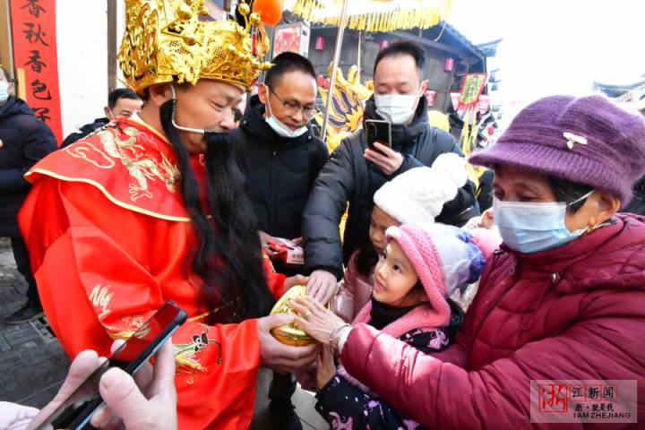民俗文化濃 古鎮鬧新春_fororder_1674826050490_63d3d142159bb80b99574ef6