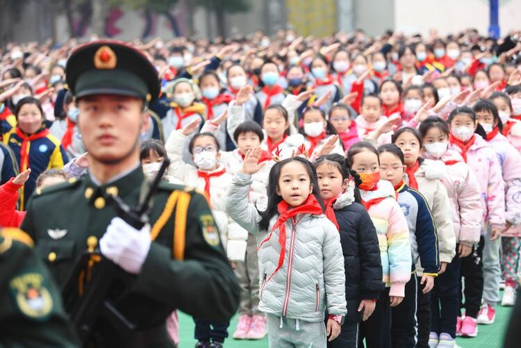 新春再出發！——全國多地中小學春季開學見聞