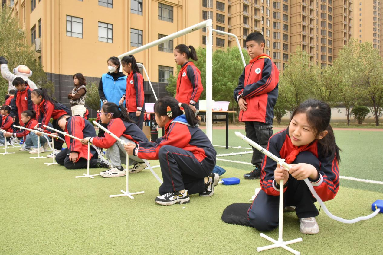 Bezirk Yuhua in Shijiazhuang: Wissenschaftspopularisierung in der Schule erweckt wissenschaftliche und technologische Träume_fororder_圖片4