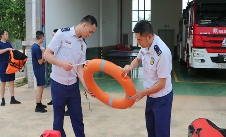 昆明市消防救援支隊全力做好汛期搶險救災準備工作_fororder_4