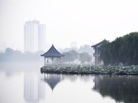 “水墨”大明湖_fororder_CqgNOl2BjpWAWLTqAAAAAAAAAAA907.900x624