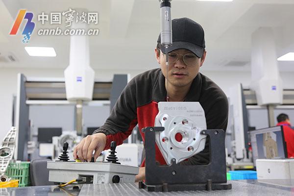 錨定新能源汽車之城目標 寧波發佈新政24條_fororder_00300904835_f3201b3a