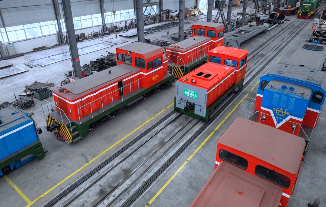 安徽首臺新能源“火車”下線_fororder_1